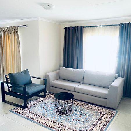 Tranquility Guesthouse Standerton Eksteriør billede