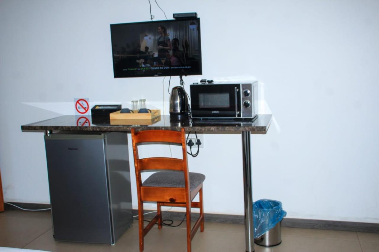 Tranquility Guesthouse Standerton Eksteriør billede