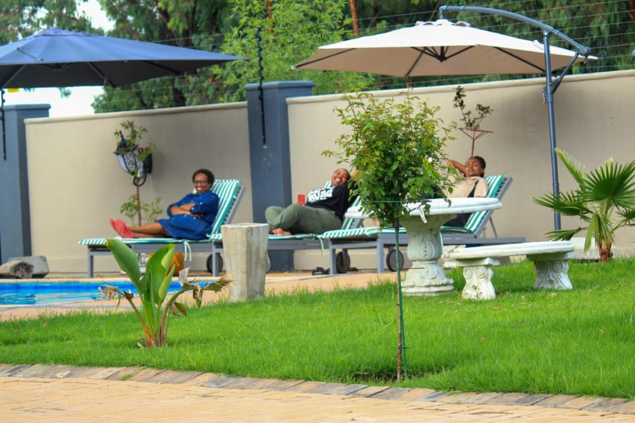 Tranquility Guesthouse Standerton Eksteriør billede