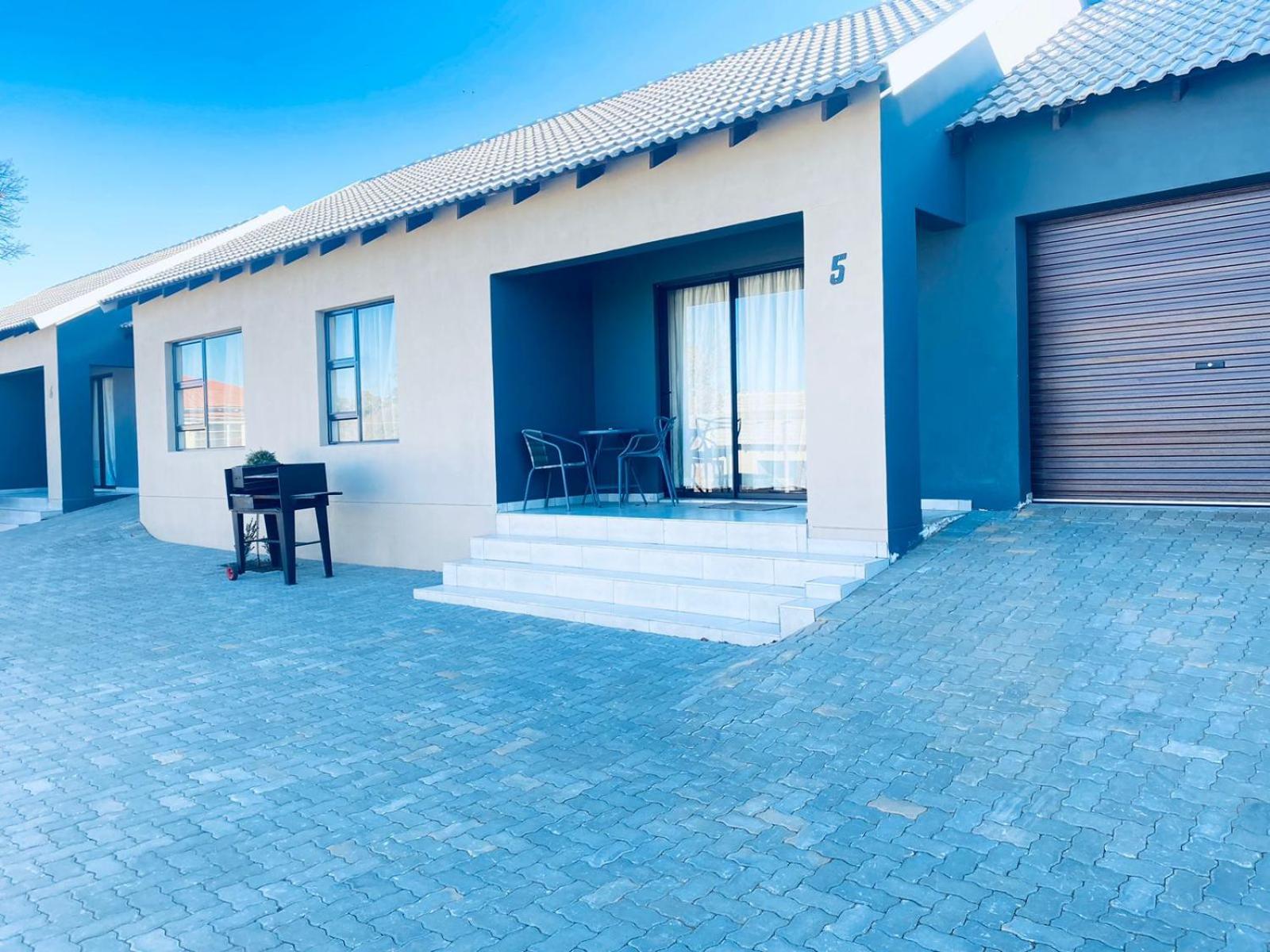 Tranquility Guesthouse Standerton Eksteriør billede